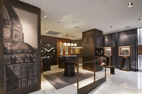 Panerai opens a new boutique in Rome .